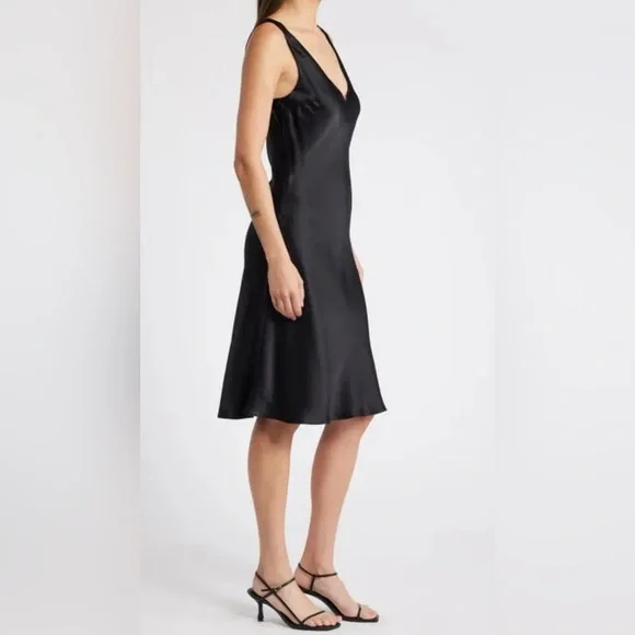 NWOT Reformation Lila Silk Dress Black Slip Minimalist 90s Chic Quiet Luxury S - Picture 4 of 12